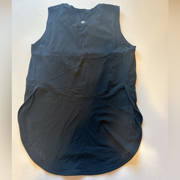 Lululemon Black Tank Top - Picture 1 of 2